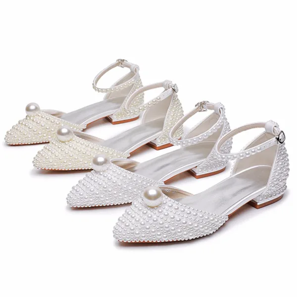 Élégant Ivoire Perle Plate Chaussure De Mariée 2024 Bride Cheville À Bout Pointu Mariage Sandales
