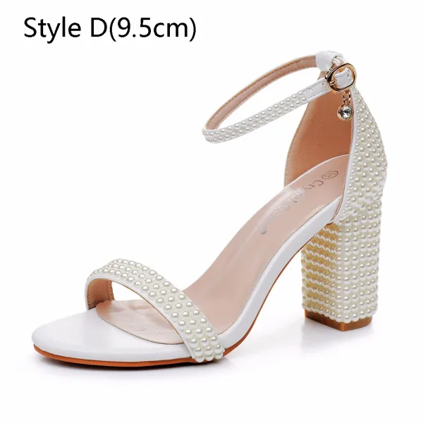 Sexy Weiß Perle Brautschuhe 2024 9 cm Thick Heels Knöchelriemen Peeptoes Hochzeit Hochhackige