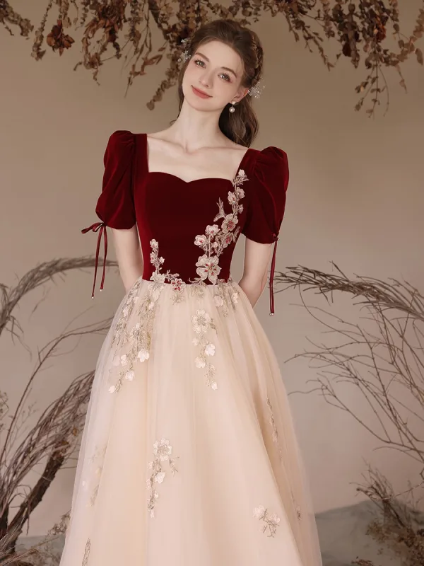 Chic / Beautiful Burgundy Rhinestone Lace Flower Velvet Prom Dresses 2024 A-Line / Princess Square Neckline Short Sleeve Backless Floor-Length / Long Prom Formal Dresses