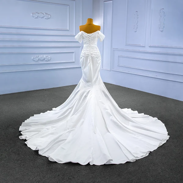 High End Weiß Perlenstickerei Perle Pailletten Satin Brautkleider / Hochzeitskleider 2023 Meerjungfrau Off Shoulder Kurze Ärmel Rückenfreies Kapelle-Schleppe Hochzeit