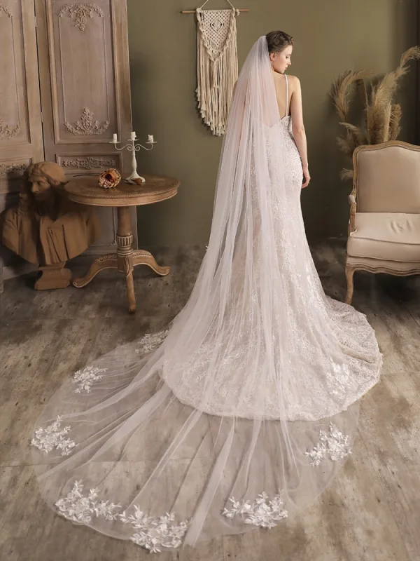 Vintage / Retro White Handmade  Lace Flower Sweep Train 2 m Wedding Veils 2025