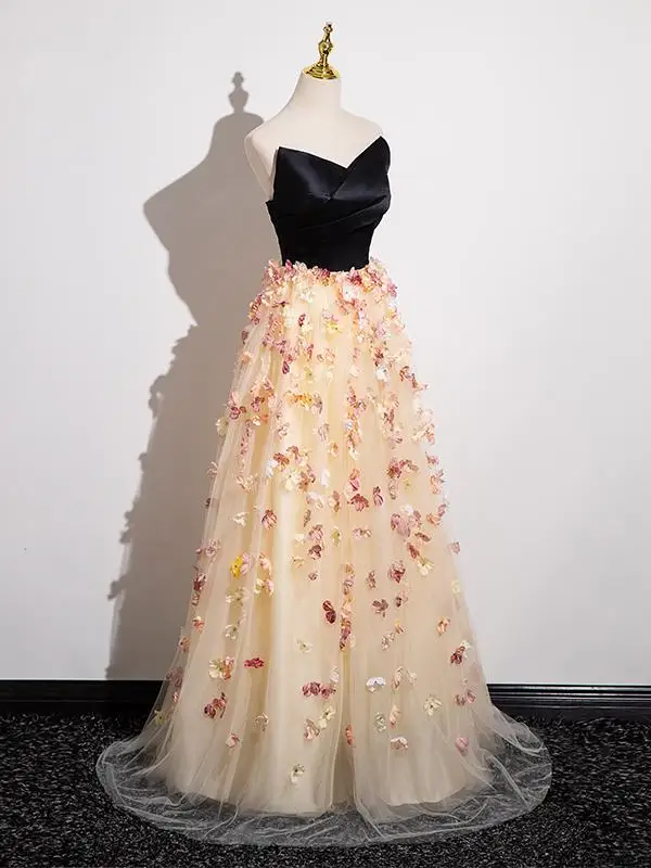 Chic / Beautiful Black Appliques Prom Dresses A-Line / Princess Strapless Sleeveless Backless Floor-Length / Long Tulle Prom Formal Dresses
