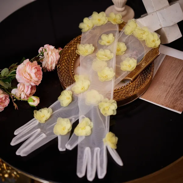 Simple Fait main Jaune Appliques Mariage Gants Mariage 2026 Tulle