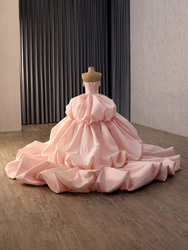 Luxury / Gorgeous Blushing Pink Handmade  Beading Sequins Cascading Ruffles Prom Dresses 2026 Ball Gown Strapless Sleeveless Backless Royal Train Formal Dresses
