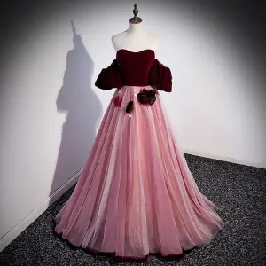 Élégant Bordeaux Appliques Robe De Bal 2022 Princesse Bustier Perle Sans Manches Dos Nu Longue Promo Robe De Ceremonie