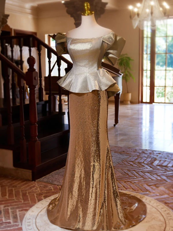 Scintillantes Doré Paillettes Robe De Bal 2024 Trompette / Sirène De l'épaule Manches Courtes Dos Nu Train De Balayage Promo Robe De Ceremonie