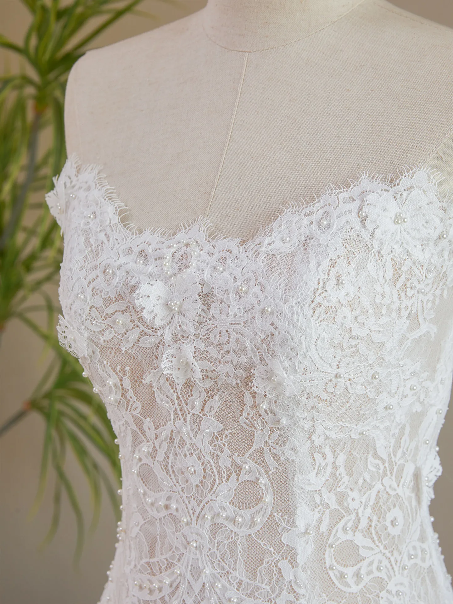 Vintage Retro White Pearl Lace Flower Wedding Dresses 2026 A-Line Princess Strapless