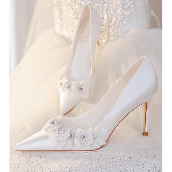 Élégant Ivoire Cuir Chaussure De Mariée 2023 Satin Faux Diamant En Dentelle Fleur Chaussure De Mariée