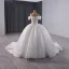 Luxus / Herrlich Weiß Handgefertigt Perlenstickerei Perle Pailletten Brautkleider / Hochzeitskleider 2024 Ballkleid Off Shoulder Kurze Ärmel Rückenfreies Kapelle-Schleppe Hochzeit