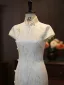Chinesischer Stil Weiß Stickerei Gespaltete Front Seide Cheongsam 2026 Meerjungfrau Stehkragen Ärmel Wadenlang