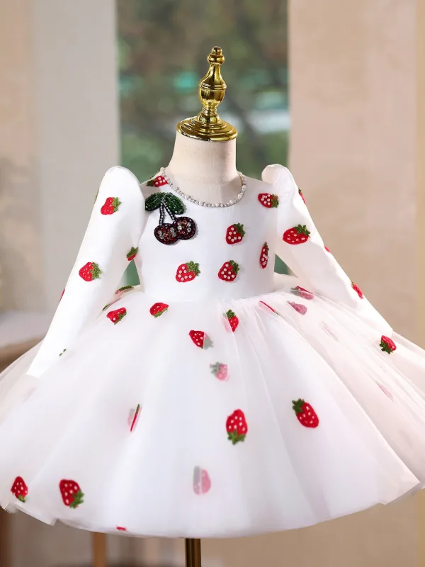 Lovely White Strawberry Birthday Short Flower Girl Dresses 2026 Ball Gown Scoop Neck Long Sleeve Tulle