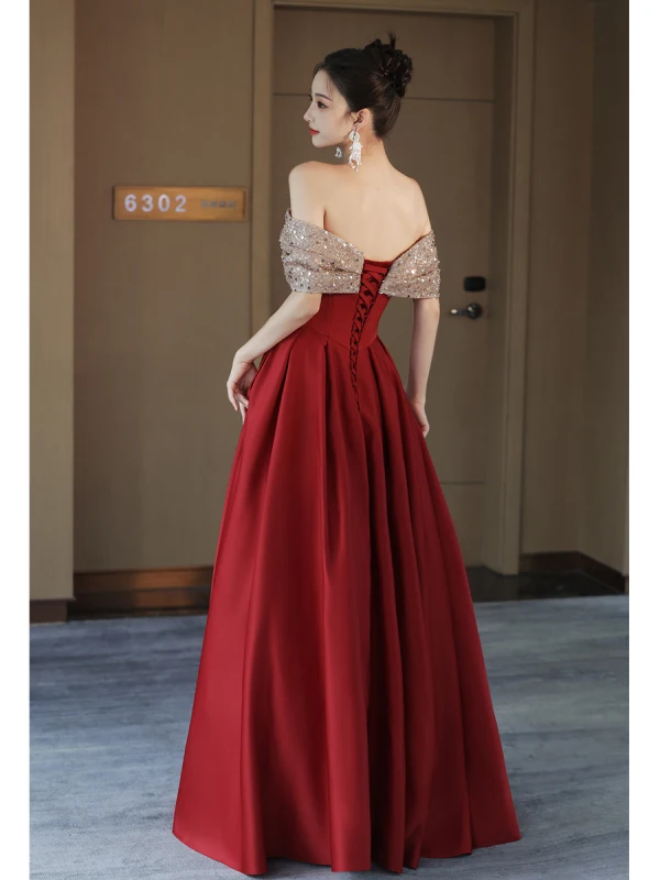 Chic / Belle Bordeaux Perlage Paillettes Robe De Bal 2024 Princesse De l'épaule Manches Courtes Dos Nu Longue Promo Robe De Ceremonie