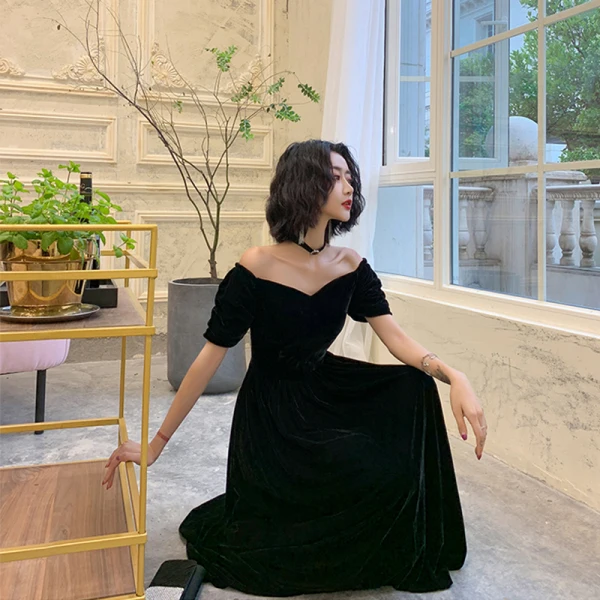 Chic / Belle Noire Daim Robe De Bal 2022 Princesse De l'épaule Manches Courtes Dos Nu Longue Promo Robe De Cérémonie