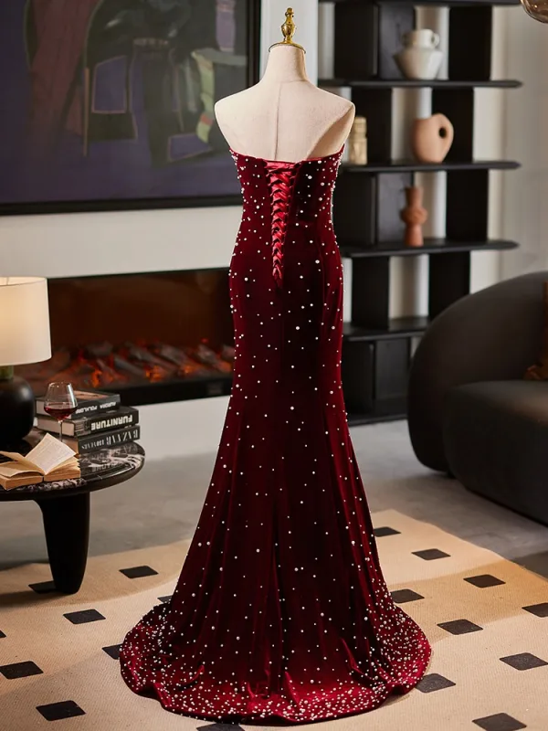 Amazing / Unique Burgundy Pearl Evening Dresses 2025 Trumpet / Mermaid Strapless Sleeveless Backless Sweep Train Evening Party Formal Dresses