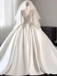 Vintage / Retro Ivory Beading Rhinestone Sequins Satin Wedding Dresses 2024 Ball Gown V-Neck Long Sleeve Backless Chapel Train Wedding
