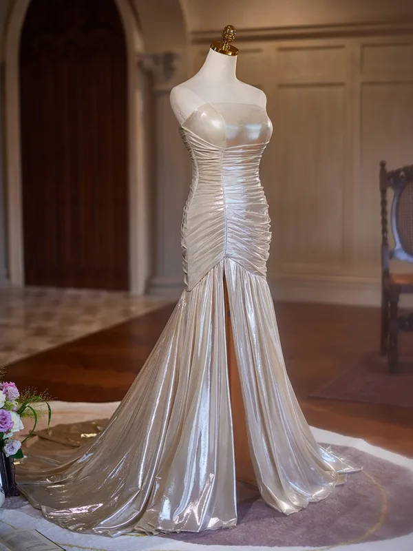 Sexy Argenté Fendue devant Robe De Soirée 2024 Trompette / Sirène Bustier Sans Manches Dos Nu Train De Balayage Soirée Robe De Ceremonie
