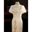 Charmant Ivoire Perlage Glitter Perle Paillettes Soirée Cheongsam 2024 Trompette / Sirène Col Haut Manches Courtes Thé Longueur