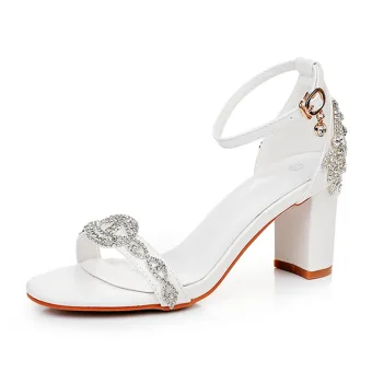 Seksowne Białe Rhinestone Z Paskiem Buty Ślubne 2025 7 Cm Szpilki Peep Toe Ślub Sandały Wysokie Obcasy