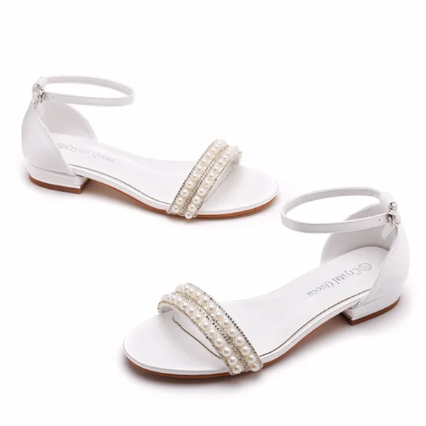 Chic / Beautiful White Pearl Flat Wedding Shoes 2023 Ankle Strap Open / Peep Toe Wedding Sandals