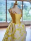 Fashion Yellow A-Line / Princess Prom Dresses 2024 Spaghetti Straps Sleeveless Backless Sweep Train Prom Formal Dresses