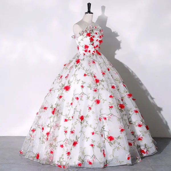 Chic / Belle Blanche Appliques Jardin / Extérieur Robe De Bal 2023 Robe Boule Bustier Sans Manches Dos Nu Longue Robe De Ceremonie
