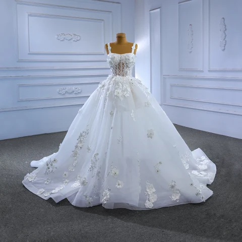 High End Weiß Perlenstickerei Perle Pailletten Spitze Blumen Applikationen Brautkleider / Hochzeitskleider 2023 Ballkleid Spaghettiträger Ärmellos Rückenfreies Hof-Schleppe Hochzeit