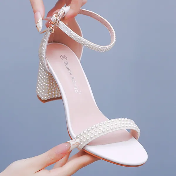 Elegant White Pearl Wedding Shoes 2024 7 cm Thick Heels Ankle Strap Open / Peep Toe Wedding Sandals High Heels