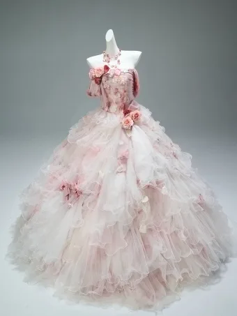 Luxe Bloemenfee Blozen Roze Handgemaakt Parel Rhinestone Appliques Cascading Ruches Galajurken 2025 Baljurk Strapless Mouwloos Ruglooze Chapel Train