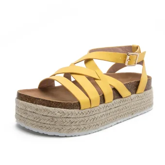 Simple Jaune Vêtement De Rue Plage Tresser Sandales Femme 2022 6 Cm Compensées Peep Toes Bout Ouvert Sandales