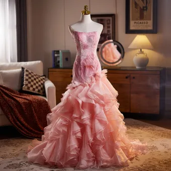 Sexy Rougissant Rose Perlage Volants En Cascade Robe De Soirée 2025 Trompette Sirène Bustier Sans Manches Dos Nu Train De Balayage Soirée Robe De Ceremonie