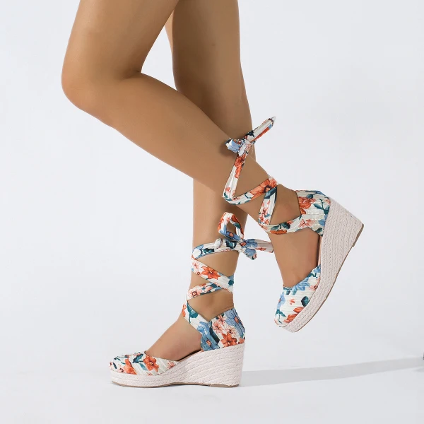Fashion White Summer Street Wear Womens Sandals 2023 Ankle Strap 7 cm Wedges Square Toe Sandals