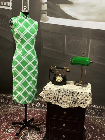 Vintage Retro Green Striped Tea Length Cheongsam 2026 Trumpet Mermaid High Neck Sleeveless