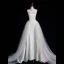 Audrey Hepburn-Stil Weiß Satin Brautkleider / Hochzeitskleider 2023 A Linie Spaghettiträger Ärmellos Rückenfreies Sweep / Pinsel Zug Hochzeit