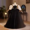 Audrey Hepburn Style Black Prom Dresses 2024 Ball Gown Off-The-Shoulder Puffy Short Sleeve Backless Bow Floor-Length / Long Prom Formal Dresses