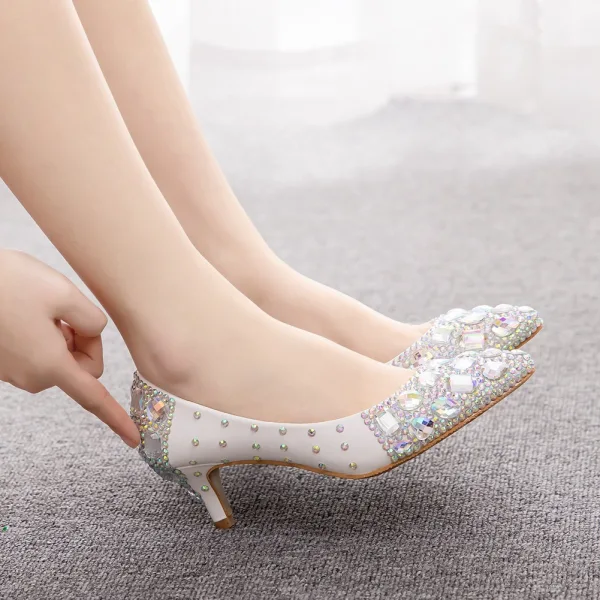 Scintillantes Blanche Multi-Couleurs Faux Diamant Chaussure De Mariée 2023 9 cm Talons Aiguilles À Bout Pointu Mariage Escarpins Talons Hauts
