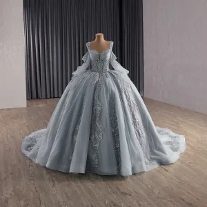High End Grå Beading Pärla Paljetter Quinceañera Balklänningar 2025 Balklänning Fyrkantig Ringning Korta Ärm Halterneck Domstol Tåg Formella Klänningar