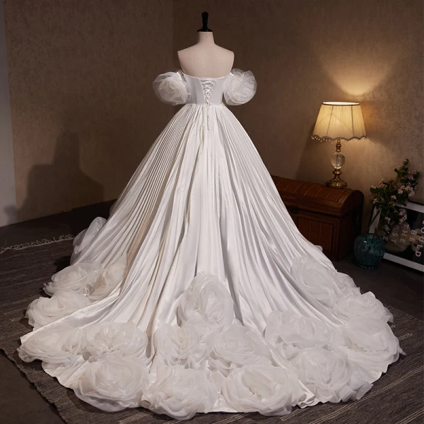 Vintage / Retro Ivory Ruffle Wedding Dresses 2023 A-Line / Princess Off-The-Shoulder Short Sleeve Backless Chapel Train Wedding
