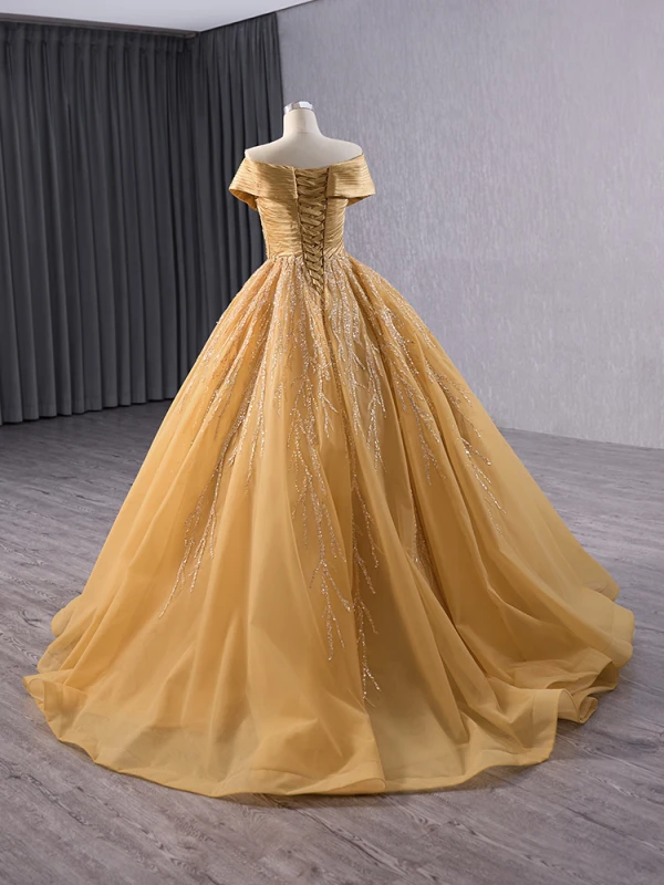 Elegant Gold Beading Sequins Prom Dresses 2024 Ball Gown Off-The-Shoulder Sleeveless Backless Sweep Train Prom Formal Dresses