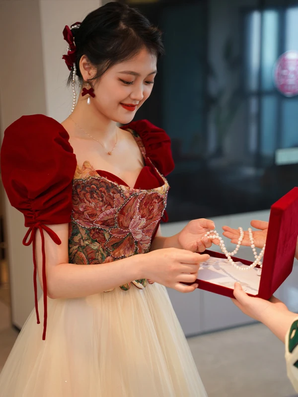 Vintage / Retro Burgundy Embroidered Prom Dresses 2022 A-Line / Princess Square Neckline Short Sleeve Backless Floor-Length / Long Prom Formal Dresses