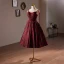 Vintage / Retro Burgundy Printing Short Homecoming Graduation Dresses 2024 A-Line / Princess Spaghetti Straps Sleeveless Backless Formal Dresses