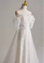Elegante Weiß Applikationen Brautkleider / Hochzeitskleider 2025 A Linie Off Shoulder Kurze Ärmel Rückenfreies Sweep / Pinsel Zug Tülle