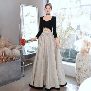 Élégant Noire Velour Robe De Soirée 2023 Princesse Encolure Carrée Manches Longues Longue Soirée Robe De Ceremonie
