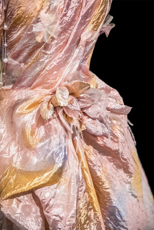 Fashion Blushing Pink Beading Prom Dresses 2025 A-Line / Princess Off-The-Shoulder Short Sleeve Backless Floor-Length / Long Formal Dresses