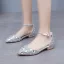 Bling Bling Champagne Rhinestone Platt Brudskor 2024 Ankelband Spetsiga Bröllop Sandaler