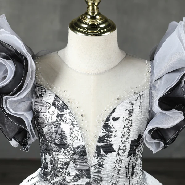 Haut de Gamme Blanche Perlage Perle Robe Ceremonie Fille 2022 Robe Boule Encolure Dégagée Gonflée Manches Courtes Noire Fleur Longue Promo Robe Ceremonie Fille