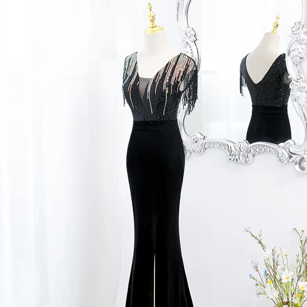 Sexy Noire Paillettes Robe De Soirée 2022 Trompette / Sirène V-Cou Sans Manches Perlage Gland Dos Nu Fendue devant Longue Robe De Ceremonie