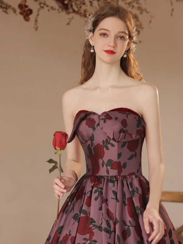 Chic / Beautiful Burgundy Rose Prom Dresses 2023 A-Line / Princess Strapless Sleeveless Backless Floor-Length / Long Prom Formal Dresses