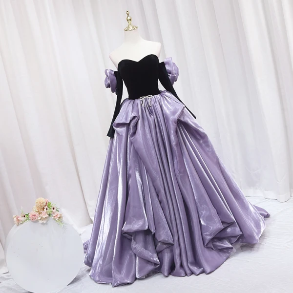 Fashion Lavender Cascading Ruffles Prom Dresses 2024 Ball Gown Off-The-Shoulder Long Sleeve Backless Floor-Length / Long Prom Formal Dresses