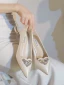 Élégant Ivoire Forme de coeur Faux Diamant Chaussure De Mariée 2022 Cuir 8 cm Talons Aiguilles À Bout Pointu Mariage Escarpins Talons Hauts