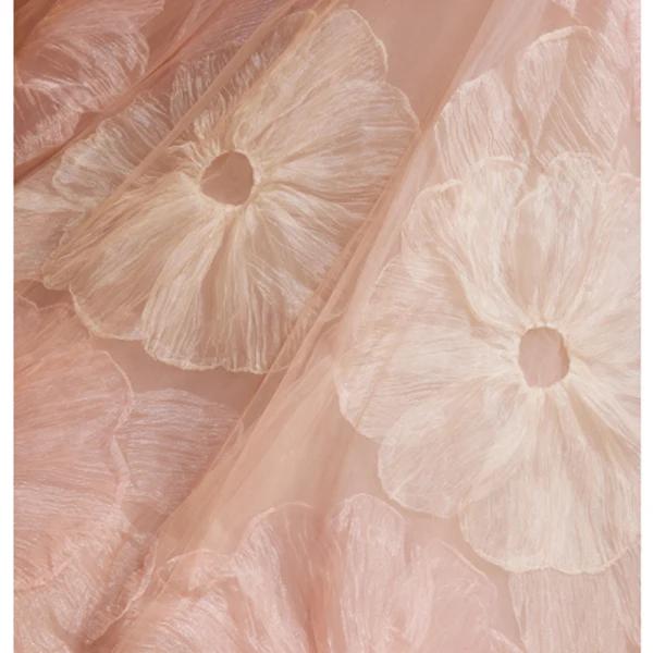 High-end Blushing Pink Flower Prom Dresses 2023 Ball Gown Strapless Sleeveless Backless Court Train Prom Formal Dresses